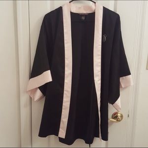 Victoria’s Secret Robe/ Kimono
